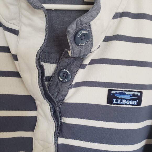L.L. Bean Women's Pullover Top Size Large Gray White Striped - Picture 2 of 6